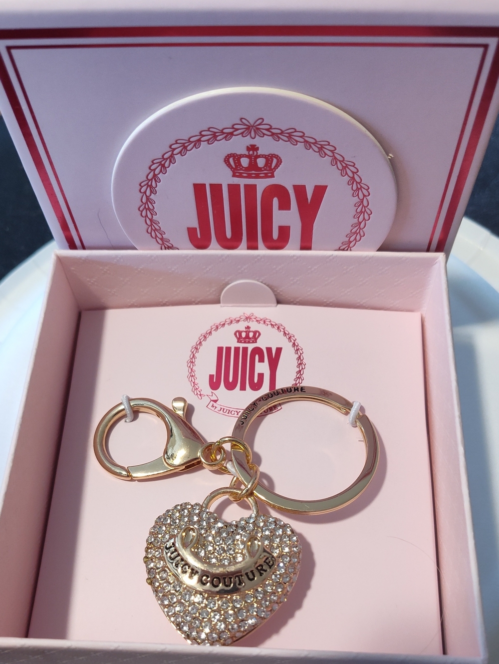 Juicy Couture Gold Crystal Pave Bling Heart Keyring Logo Plaque New Gift Box New